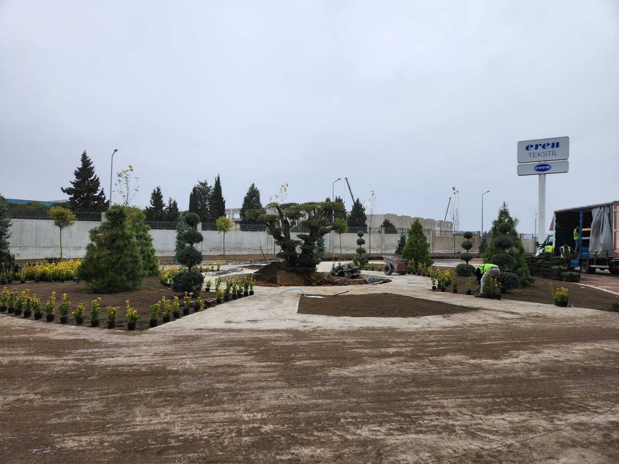 corlu-fabrika-bahcesi-peyzaj-duzenleme-4.jpg